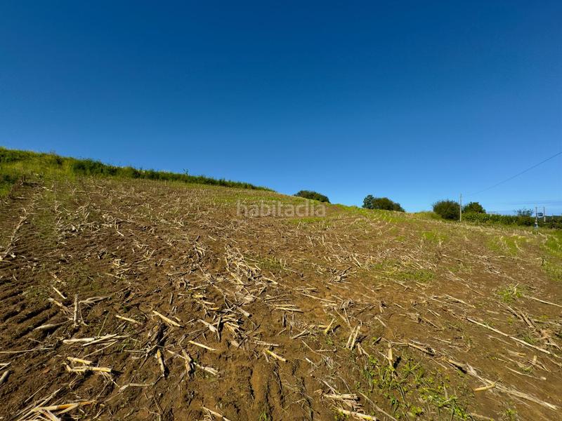 Foto 80819f98-a78b-4e4d-b34c-cfabc46d3069. Terreny residencial a Comillas