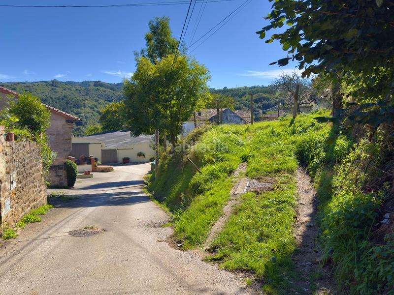 Foto b68e80c3-24a9-4d35-8a7c-9ff7e7693cd8. Terreny residencial a Comillas