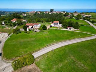 Residential Plot in Valdáliga. Terreno urbano con estupendas vistas en el tejo