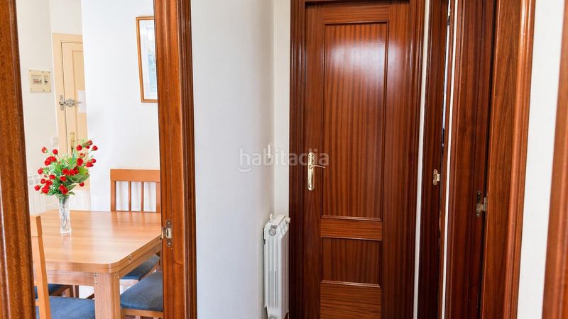 Foto 322a6e75-52de-444b-b65d-4d1c18a2a7c6. Apartament a estrada (de) 35 a Comillas