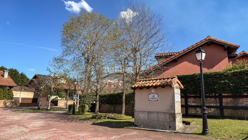 Foto 6e4c3262-f86f-4c10-983f-223e753e3d2f. Apartament a estrada (de) 35 a Comillas