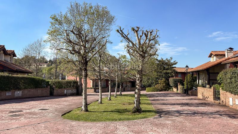 Foto 95563380-2192-4132-9379-dbc5bf3c589c. Apartament a estrada (de) 35 a Comillas