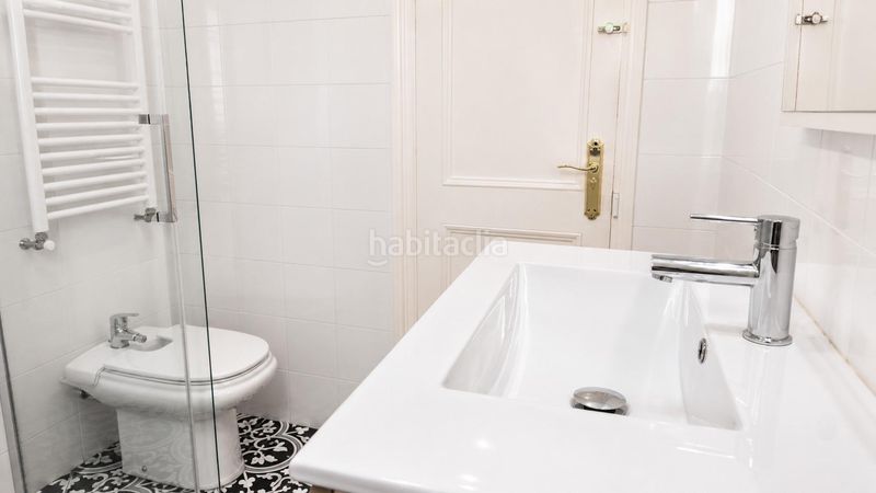 Foto b9097bc7-a6db-4005-bd62-30977b4e94d1. Pis a cervantes 4 a Comillas