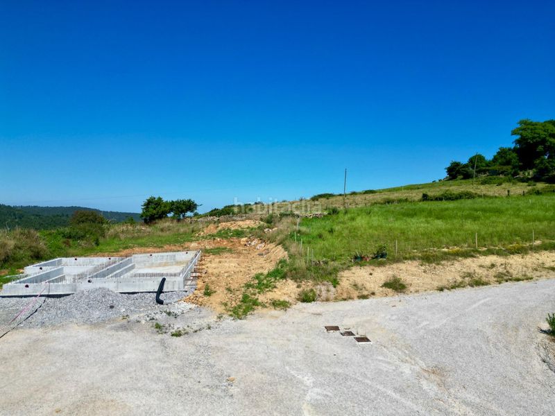 Foto c9b93ddf-b30d-4d5c-be67-5c892123a1f1. Terreno residenziale in fresnedo 17 in Alfoz de Lloredo