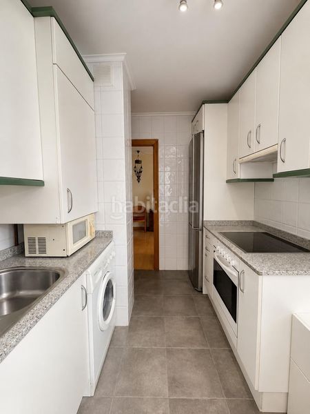 Foto d316b763-a6db-40b8-b84d-f2beebd98490. Duplex with parking in Comillas