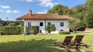 Casa  Manuel noriega 7. Casa con amplio jardin e impresionantes vistas en comillas