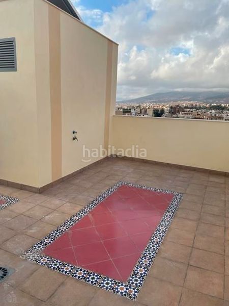 Foto d10159d2-0b4e-47d2-b0e4-986c9c2d88eb. Edificio in Centro Melilla