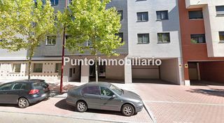 Autoparkplatz in Calle del monasterio del paular 22. Villa del prado: plaza de garaje en venta calle monasterio de yu