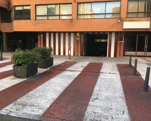 Autoparkplatz in Calle estadio 9. Plaza de garaje en buen estado, con zonas amplias de circulación