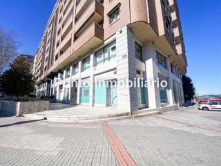 Business premise in Calle de Hernando de Acuña 16