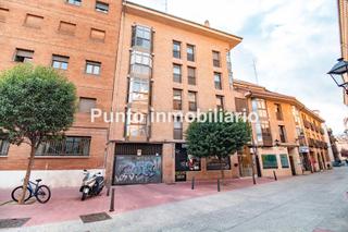 Alquiler Piso  Calle de juan mambrilla. Centro zona facultad de medicina: apartamento en aquiler de 1 do