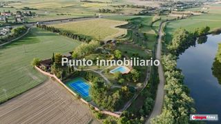 Country house in Caserio ventas geria 21. Punto inmobiliario vende una finca de recreo a 15 km del centro