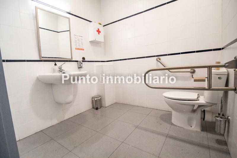 Foto 78545cd6-80e3-49db-864a-d4e60c76cf71. Rent business premise in plaza de san miguel 4 in Valladolid