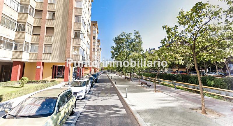 Foto d9c29f20-97f5-47ad-92c4-0032cc8373cb. Lloguer local comercial a paseo del cauce 56 a Batallas Valladolid