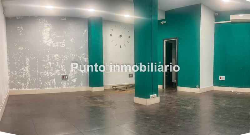 Foto 452c1d9a-72ba-406e-9255-54d89b333a6e. Location local commercial dans paseo del cauce 56 dans Valladolid