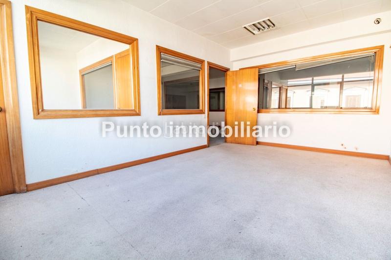 Foto 2363edce-3b01-4425-b7c6-5b4a05a6a83c. Bureau avec chauffage dans Centro Valladolid