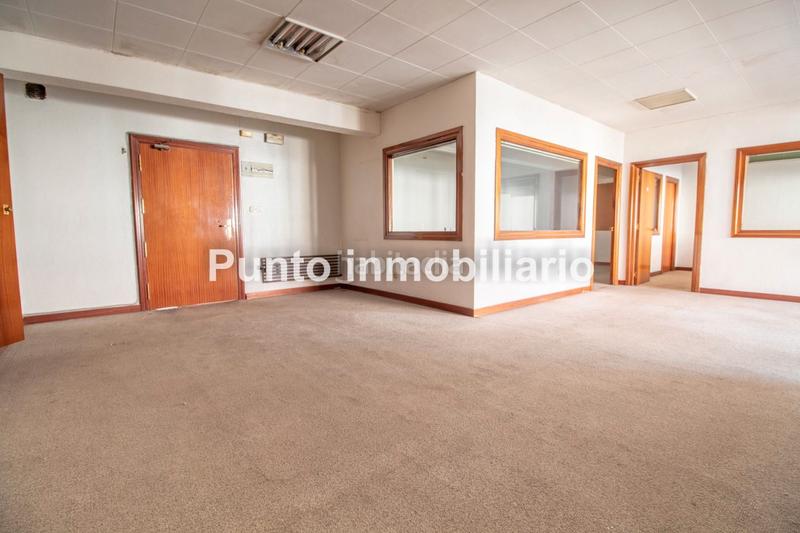 Foto 4365339f-9bb2-4efa-bbbd-aa83077cd70d. Bureau avec chauffage dans Centro Valladolid