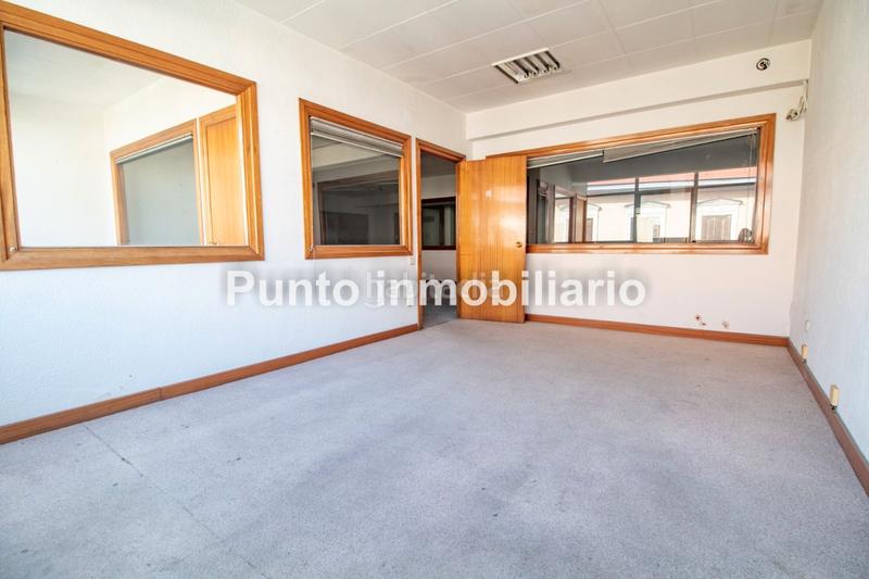 Foto 8244c260-6232-4e18-b33e-9a38dcc0121a. Bureau avec chauffage dans Centro Valladolid