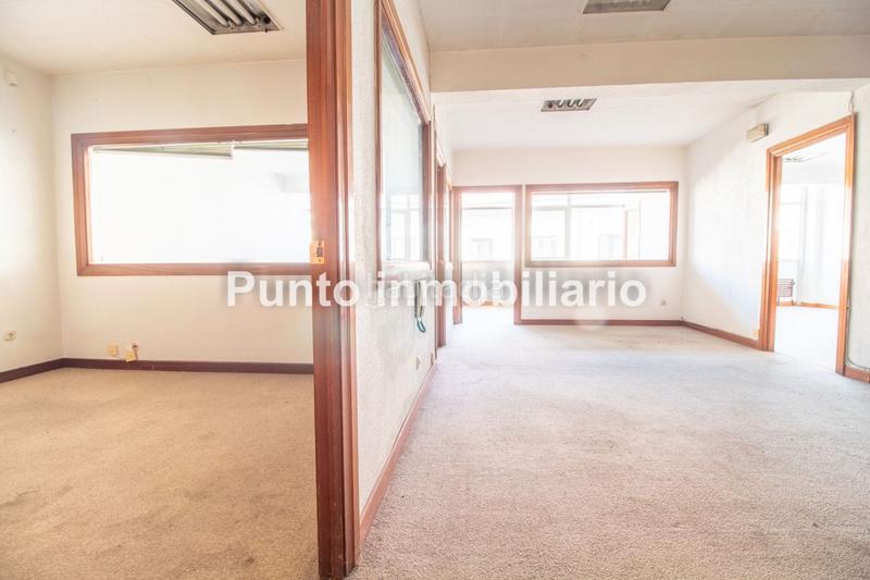 Foto e33efdd5-29b7-4093-bb30-be1e1fc7aa65. Bureau avec chauffage dans Centro Valladolid