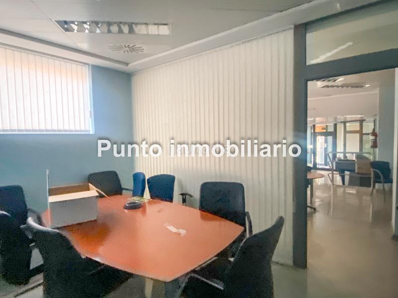 Foto 399f00dc-edc9-4fd1-9497-f3bc005a1d8d. Alquiler local comercial en calle san lorenzo 16 Centro, local en alquiler instalado calle san lorenzo en Valladolid