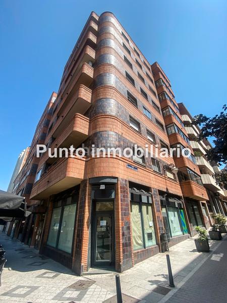 Foto e978556d-f390-47b4-963b-ab2369dfc451. Lloguer local comercial a calle san lorenzo 16 a Valladolid