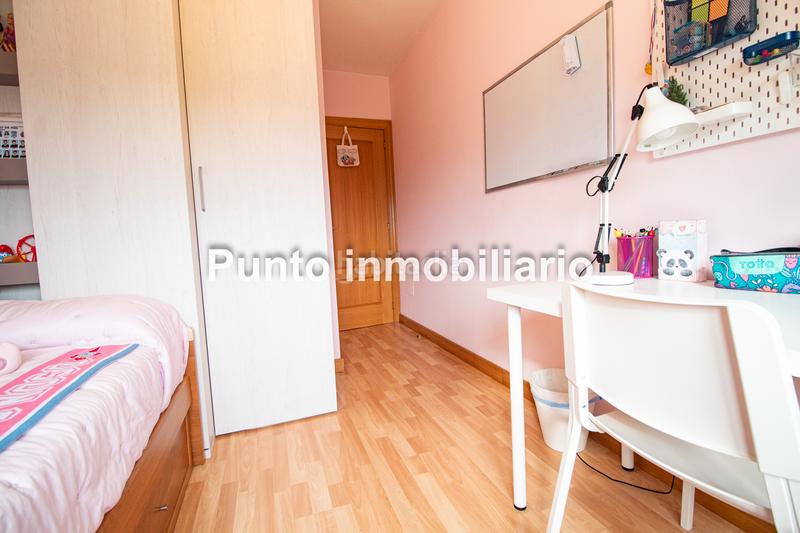 Foto d224e518-4216-4468-8d63-d41ccd176d1d. Pis amb calefacció aparcament a Villanubla