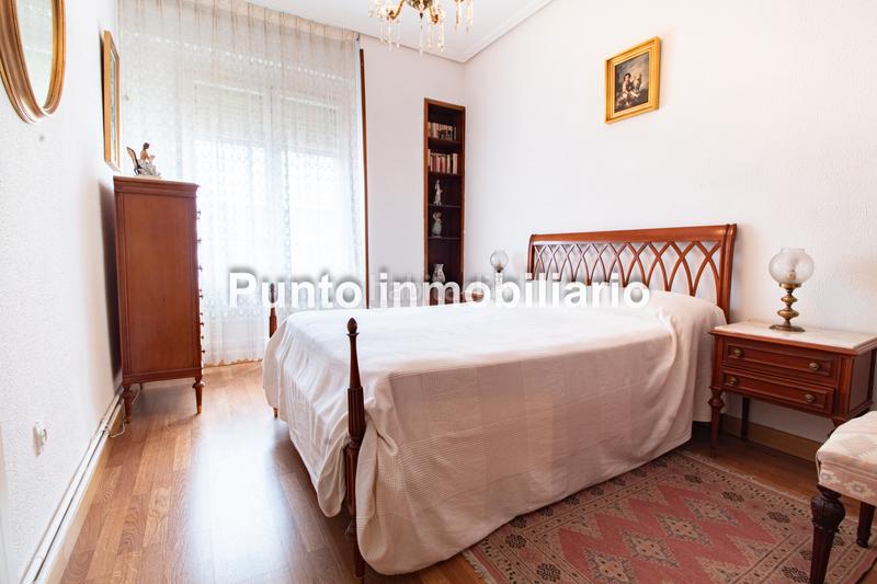 Foto bb52ad5a-93ec-4c22-bfff-a5177ab50a6f. Pis amb calefacció a Campo Grande Valladolid