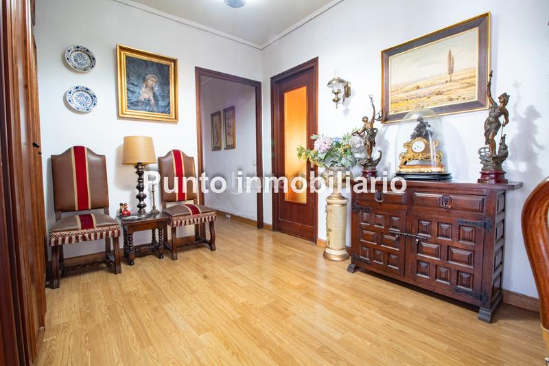 Foto c45486c4-eb86-40c4-9dea-f2d1ec568e71. Appartement avec chauffage parking dans Centro Valladolid