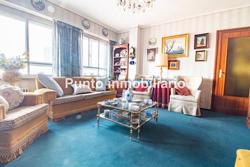 Foto 02a6ebd2-7bc6-4bf2-b54e-b95ff044c096. Flat with heating parking in Centro Valladolid