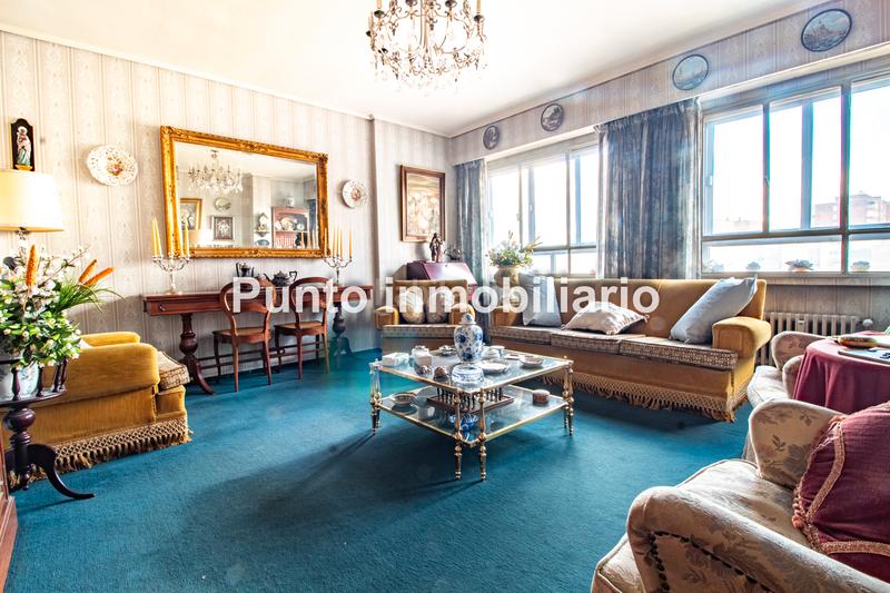 Foto 0c2b0549-b069-4627-9a0b-9ef7a272ce8d. Flat with heating parking in Centro Valladolid