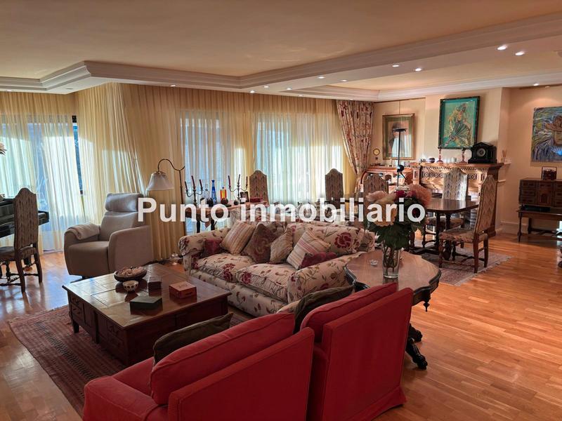 Foto 113b9545-27ac-4e35-b100-2926953aeea5. Appartamento con riscaldamento parcheggio in Campo Grande Valladolid