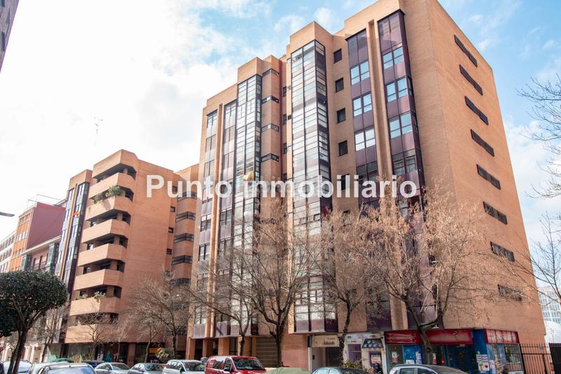 Foto 53c3491e-cfc5-4d31-bc50-01b289d198b3. Appartamento con riscaldamento parcheggio in Campo Grande Valladolid