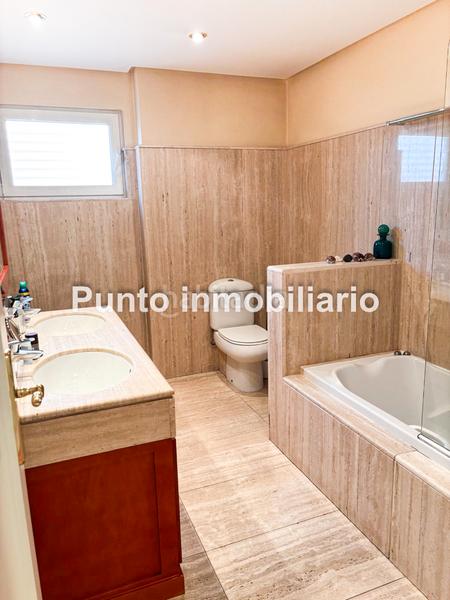 Foto 5f3757bd-8af3-43d5-88f7-c00deeb92454. Appartamento con riscaldamento parcheggio in Campo Grande Valladolid