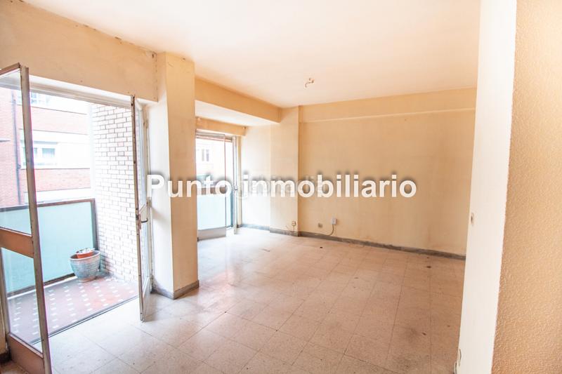 Foto 3b625cf2-c47a-4e21-b0dc-17a79f583a4c. Pis amb calefacció a Campo Grande Valladolid