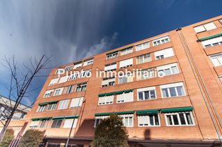 Piso  Calle álvarez taladriz. Vivienda en venta en zona zorrilla - plaza del ejército