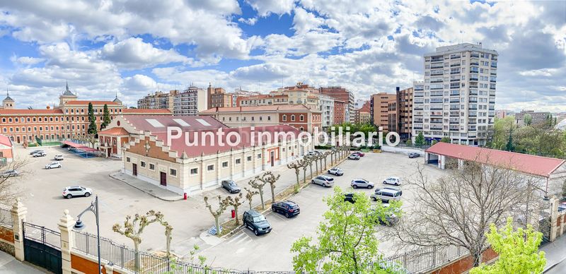 Foto 8037ad82-b4cd-49ab-b30b-c3d7f9e6c7c8. Pis amb calefacció aparcament a Centro Valladolid