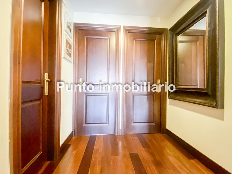 Foto a27a6d4a-0208-42ea-804a-67e698b8300d. Pis amb calefacció aparcament a Centro Valladolid