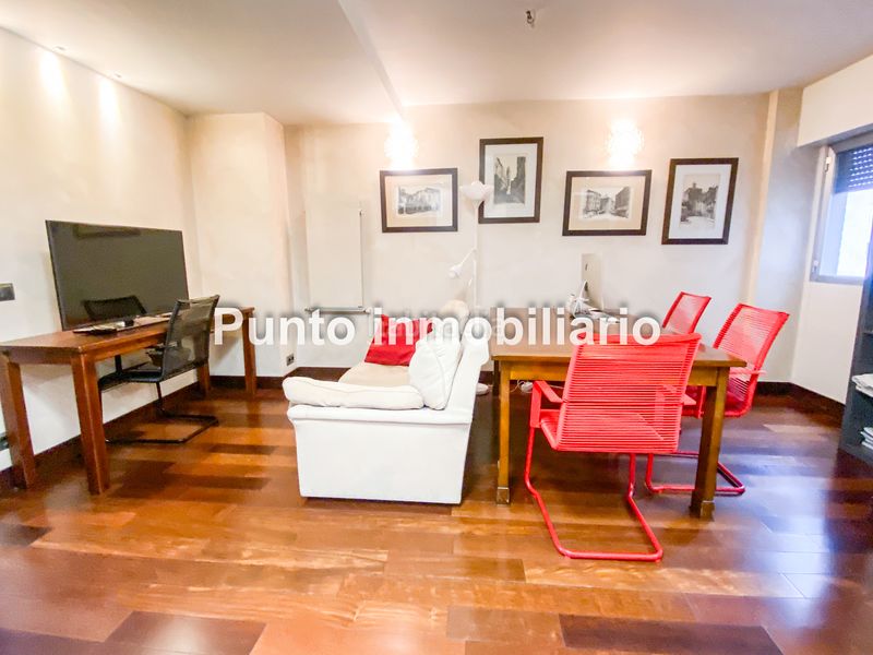 Foto e9edbc64-088f-4889-8b58-40d7e39eea91. Pis amb calefacció aparcament a Centro Valladolid