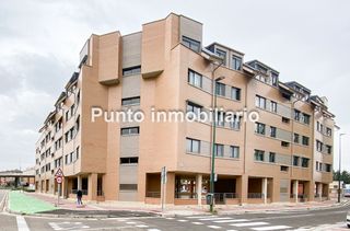 Miete Etagenwohnung  Carretera de rueda. Zona paula lopez: vivienda en alquiler sin amueblar.