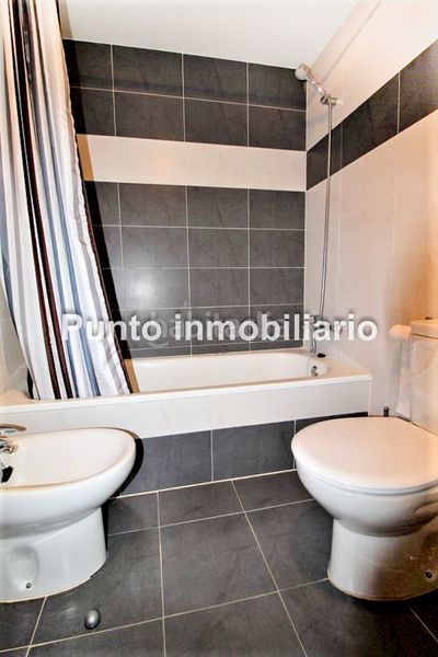 Foto 3bfd35f8-9ca1-4a69-a1c0-02c949595ee1. Pis amb calefacció aparcament a Villanubla