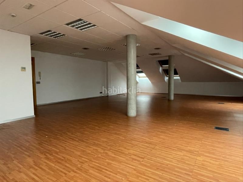 Foto 06ae4f73-3668-4e21-9823-51ae25938caa. Alquiler oficina en calle río danubio 1 oficina amplia en Santander