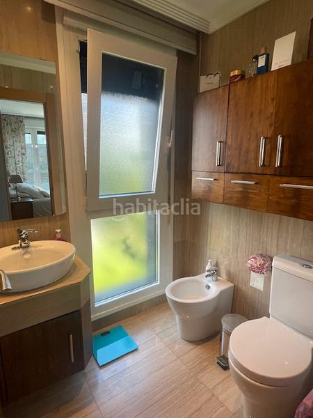 Foto 31457881-57ea-4a3e-884c-ca4fbfb61768. Casa adosada en calle lirio 11 impecable casa pareada. junto hospital valdecilla. sur- soleado en Santander