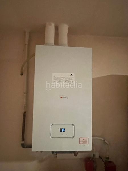 Foto 431b3ad0-1e8b-4331-9062-f13dabb0c56b. Casa adosada en calle lirio 11 impecable casa pareada. junto hospital valdecilla. sur- soleado en Santander