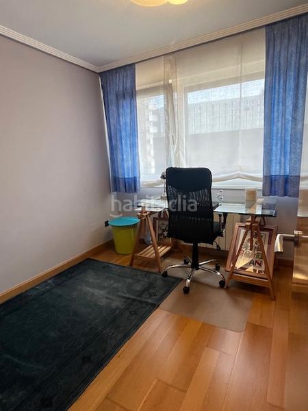 Foto 4dbb2080-58f8-428e-b65b-c9df10cf8592. Casa adosada en calle lirio 11 impecable casa pareada. junto hospital valdecilla. sur- soleado en Santander