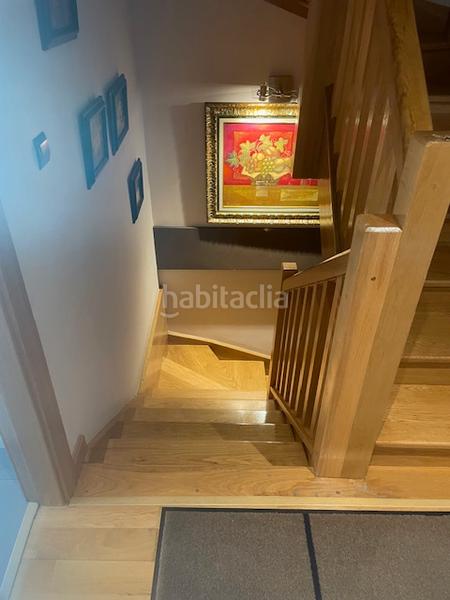 Foto 6abb3a13-c9d8-4628-8e21-26fd7a2ef37a. Casa adosada en calle lirio 11 impecable casa pareada. junto hospital valdecilla. sur- soleado en Santander