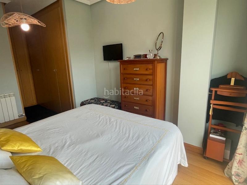Foto 9e73e153-70f9-4c8d-92f6-9ae223dd86a1. Casa adosada en calle lirio 11 impecable casa pareada. junto hospital valdecilla. sur- soleado en Santander