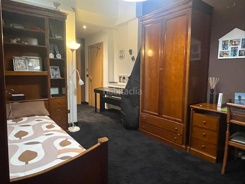 Foto a065ff73-47a0-4d53-b0b3-4e68dba34889. Casa adosada en calle lirio 11 impecable casa pareada. junto hospital valdecilla. sur- soleado en Santander
