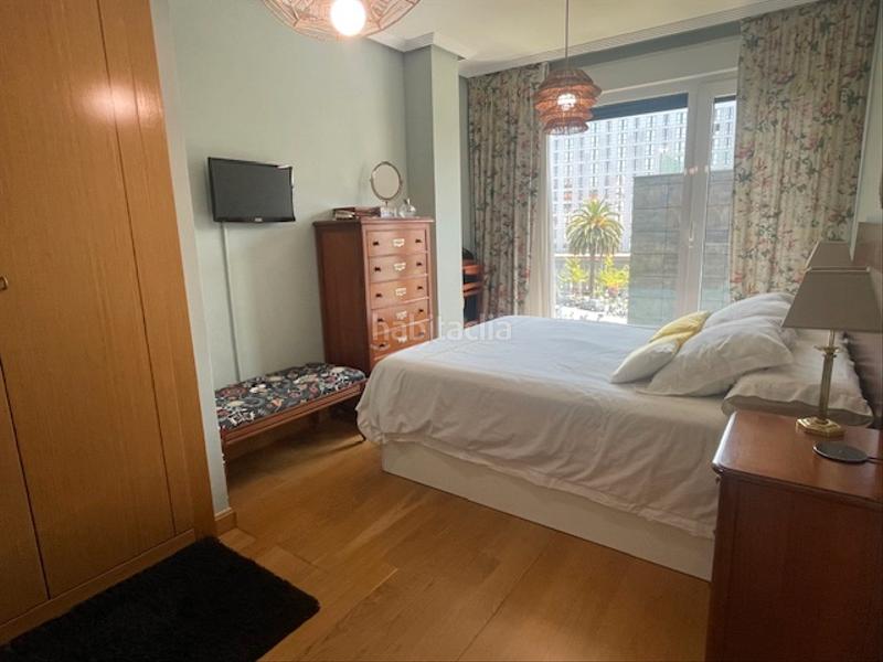 Foto a27f59a8-b396-435a-b3f8-9ef4118b2c0d. Casa adosada en calle lirio 11 impecable casa pareada. junto hospital valdecilla. sur- soleado en Santander