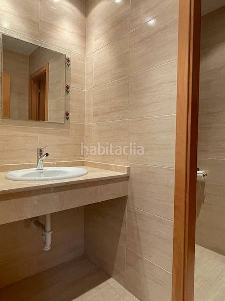 Foto 7cb70c25-5e4f-47ce-9cee-927a8ab14f3e. Rent office space in calle río danubio 1 in Alisal - San Román Santander