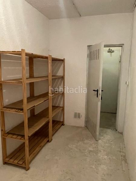 Foto df25de04-93dd-420d-bd6f-7b5f471062e0. Rent office space in calle río danubio 1 in Alisal - San Román Santander